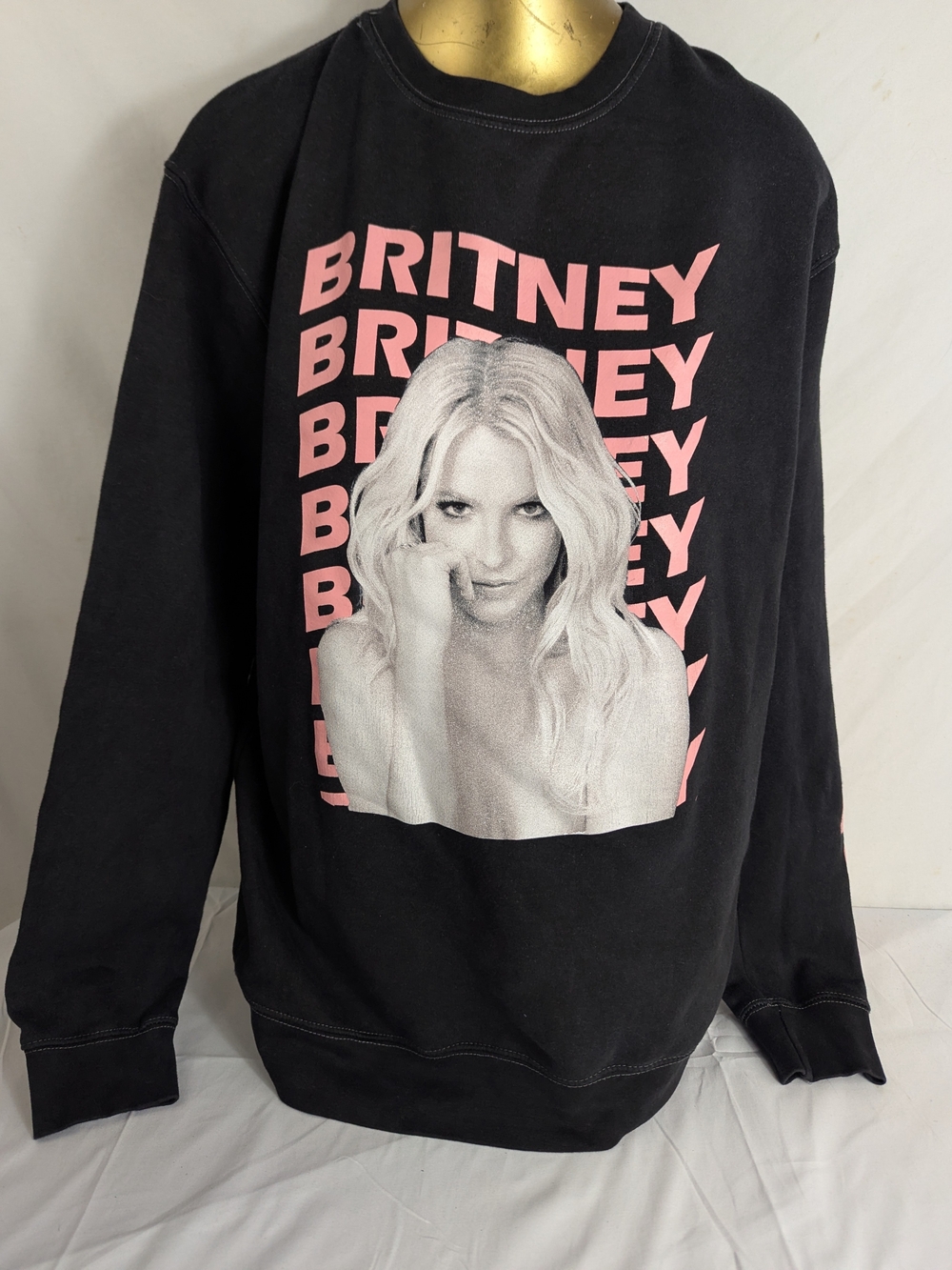 Britany Spears Black Long Sleeved Sweatshirt with Pink Print XL